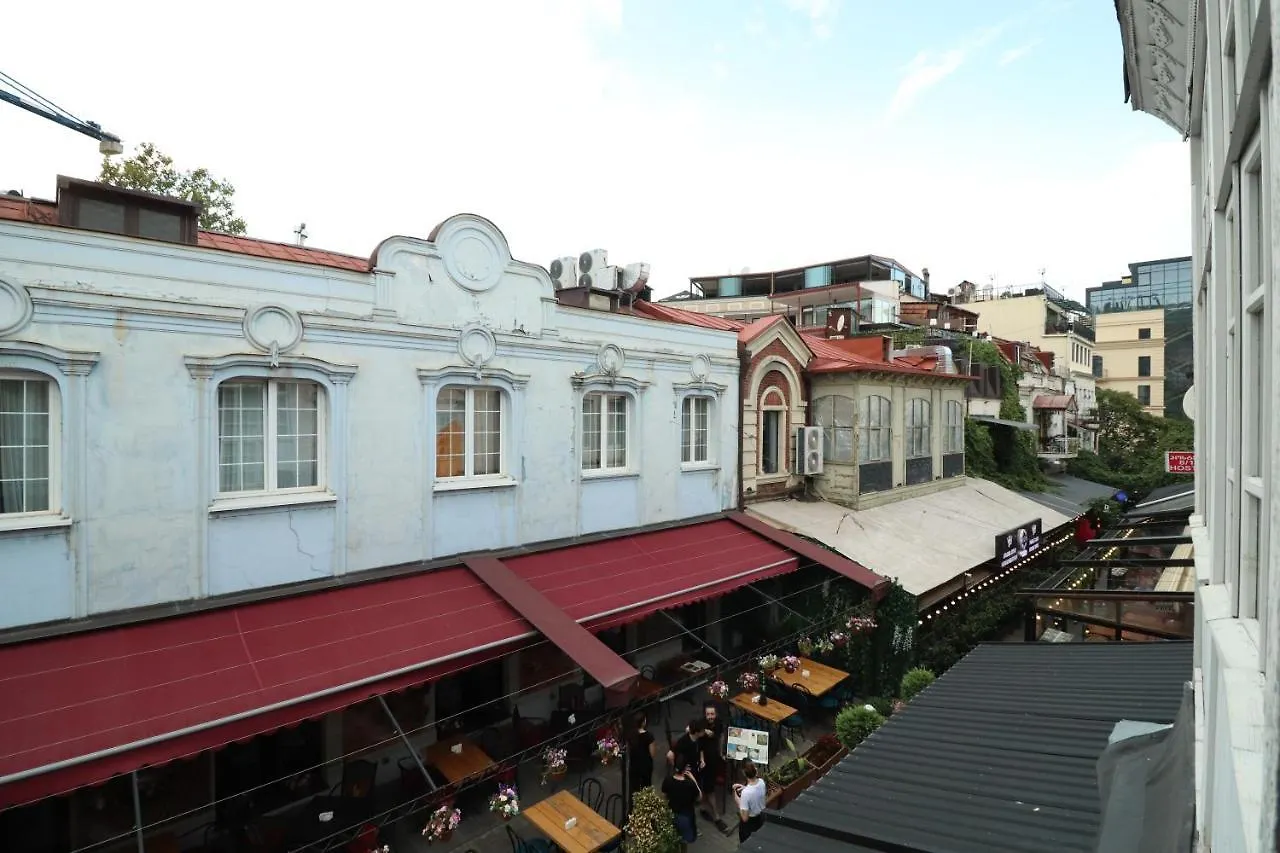 Erekle 8/10 Apartment Tbilisi Georgia